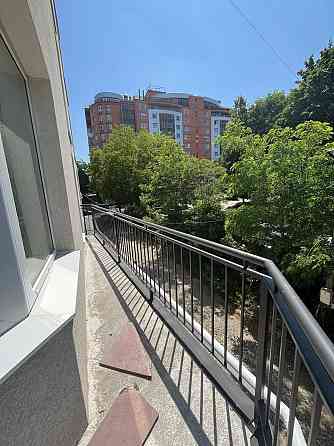 Продається 3кімн.+ Кухня студія VIP Квартира в новобудові БК Сузір'я Черновцы