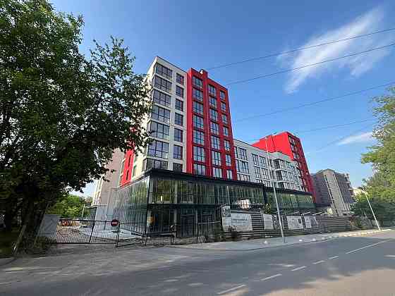 Продається 3кімн.+ Кухня студія VIP Квартира в новобудові БК Сузір'я Черновцы