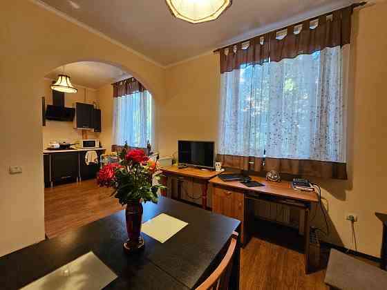 пр. Университетский (пр. Гагарина), 104 кв.м, 97 квартал Кривой Рог