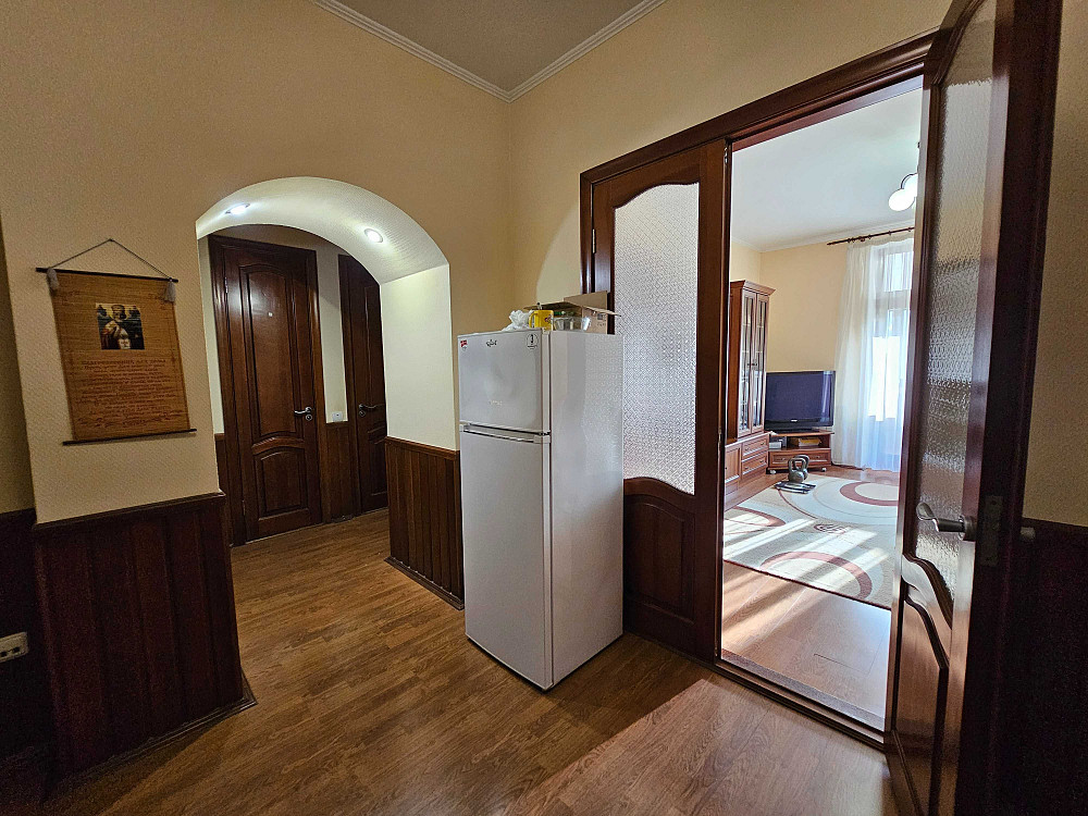 пр. Университетский (пр. Гагарина), 104 кв.м, 97 квартал Кривой Рог - изображение 6