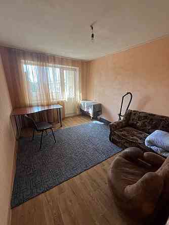 Продам 2 комнатную квартиру Светлая, 49б Харьков