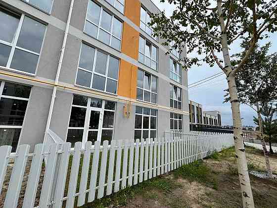 Світла, комфортна квартира 30,8 м² із панорамними вікнами в новобудові Святопетрівське (Києво-Свят.р-н)