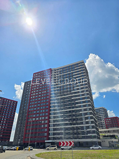 Продаж квартири однокімнатної (44м2), ЖК Варшавський 3, Виговського Київ - зображення 1