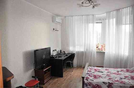 2 кімнатна квартира в Києві з ремонтом Дарницький Пчілки 2 Дарницький Київ