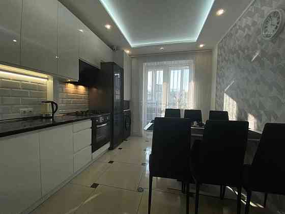 Двокімнатна квартира з меблями та технікою поруч Арсен та Епіцентр Ивано-Франковск