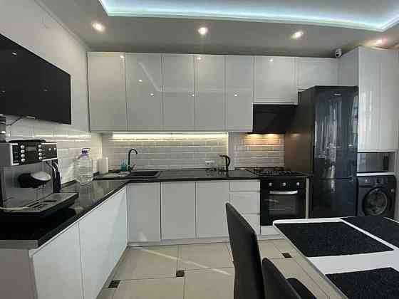 Двокімнатна квартира з меблями та технікою поруч Арсен та Епіцентр Ивано-Франковск