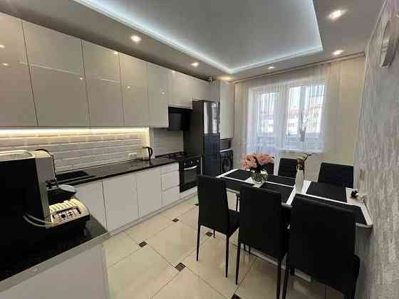 Двокімнатна квартира з меблями та технікою поруч Арсен та Епіцентр Ивано-Франковск