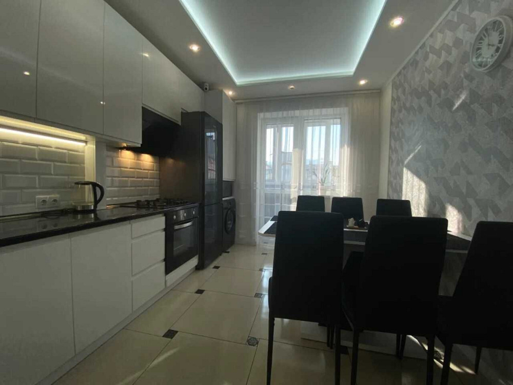 Двокімнатна квартира з меблями та технікою поруч Арсен та Епіцентр Ивано-Франковск - изображение 6