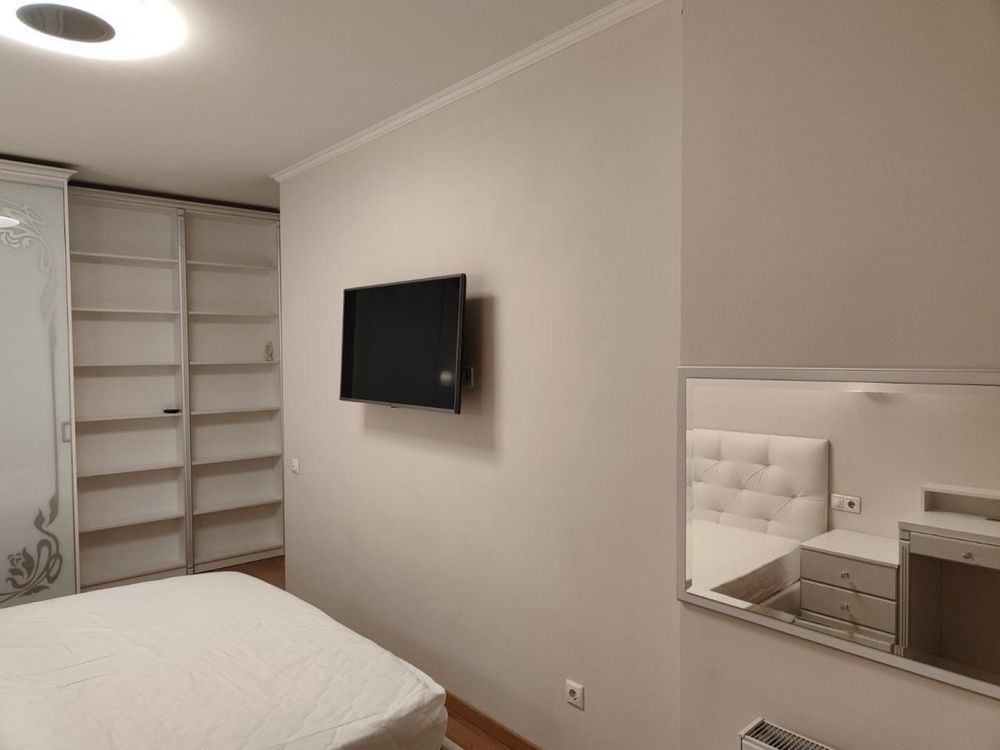 Продаж 2к Феодосійська 1а Деміївка Либідська ТОРГ Київ - зображення 4