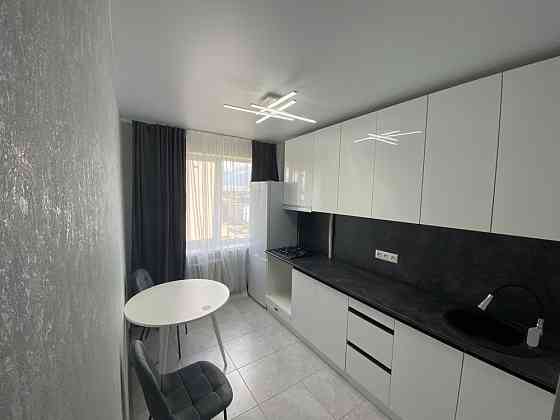 Продам двухкомнатную квартиру с новым ремонтом Самары