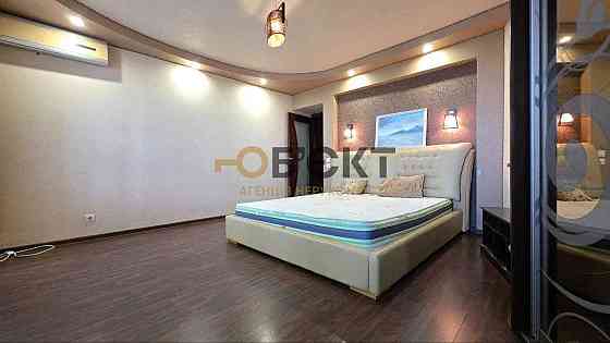 Продажа трёшки,  92 м² Парк Победы Харьков