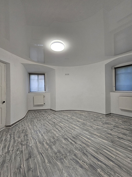 Продам 2 кімнатну квартиру у Старому місті Кам`янець-Подільський - зображення 8