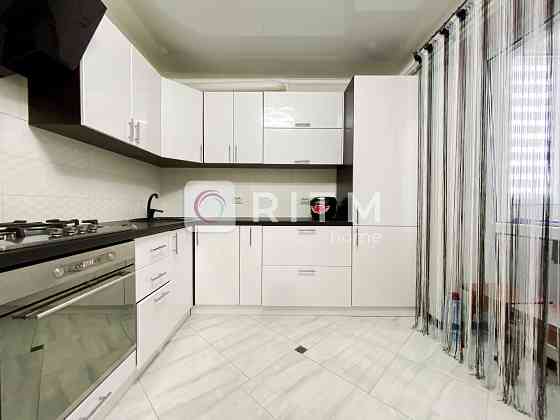 Продаж однокімнатної квартири по вул. Липинського Рованцы