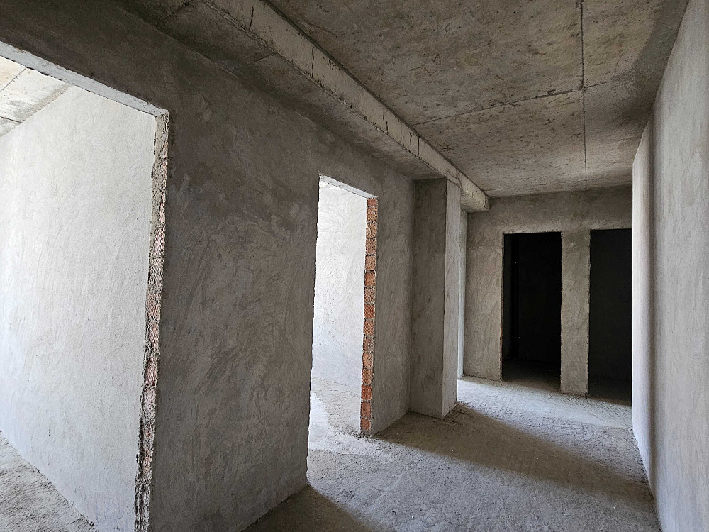 Продаю 3-х кімнатну квартиру в НОВОБУДОВІ (район McDonalds's) Чернівці - зображення 4