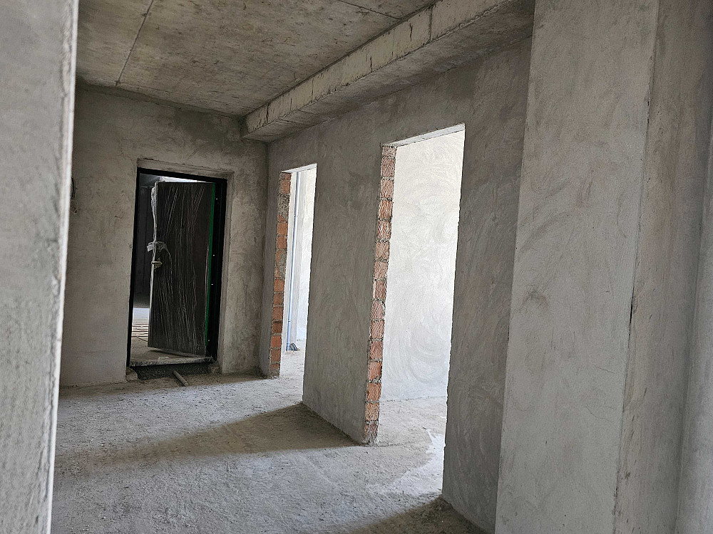 Продаю 3-х кімнатну квартиру в НОВОБУДОВІ (район McDonalds's) Чернівці - зображення 5