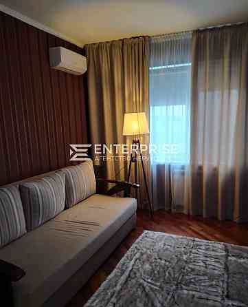 Продаж 2 к квартири, вул. Краківська, метро Чернігівська Київ