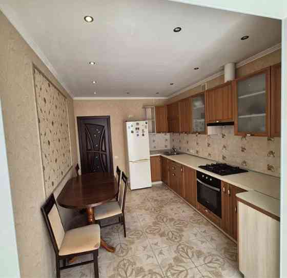 Срочно ! 2 комнатная квартира в центре пос Котовского Odesa