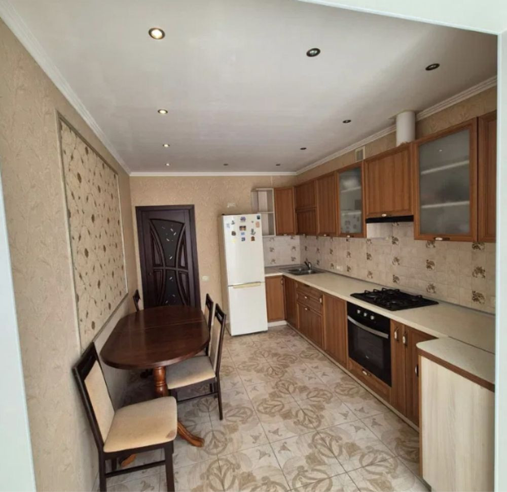 Срочно ! 2 комнатная квартира в центре пос Котовского Odesa - photo 1