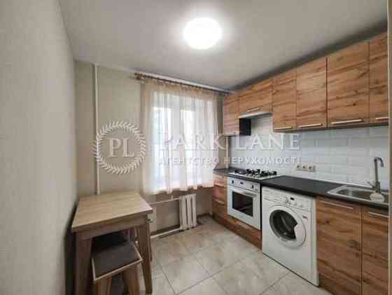 Продаж 2к квартири Сім'ї Ідзіковських 23, Чоколівка, Солом'янський р-н Київ