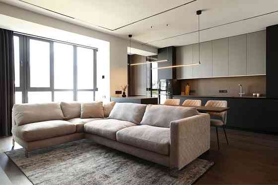 Стильна видова квартира у самому центрі Києва 82 м2 Kyiv