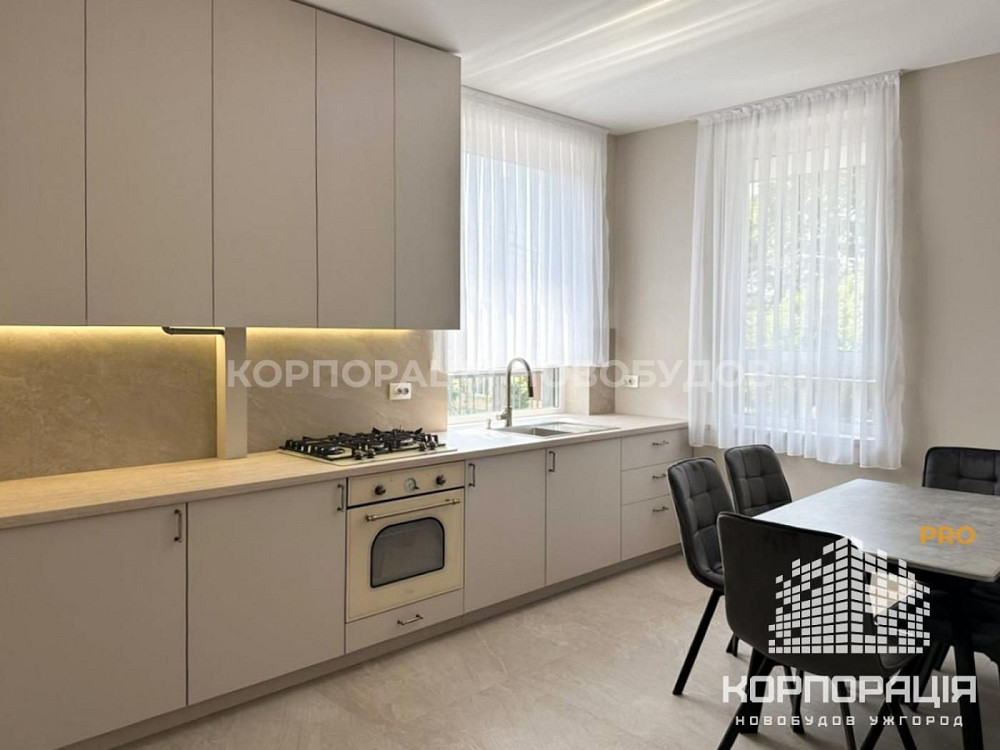 Оренда 2-км квартири в новобудові в Центрі, пору Проспект Свободи Ужгород - зображення 1