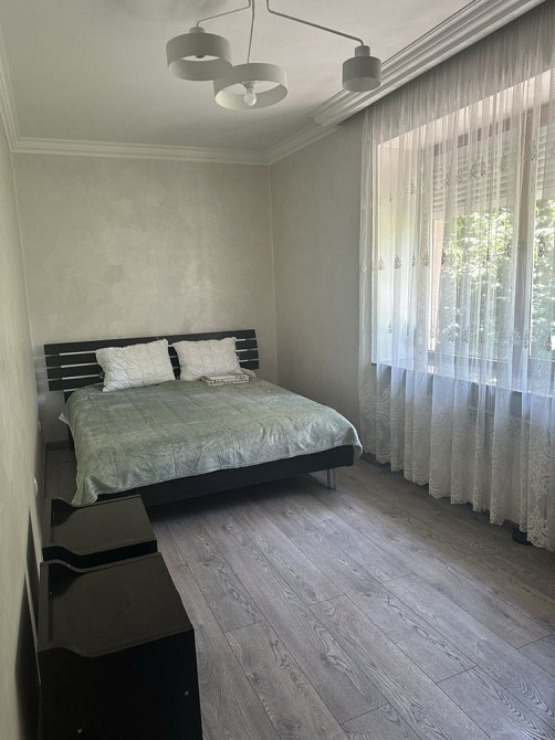 Оренда 2кім квартири в центрі міста, набережна Ужгород - зображення 1