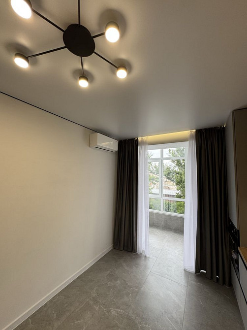 Укомплектована 1-кімнатна квартира у Центрі Івано-Франківськ - зображення 5