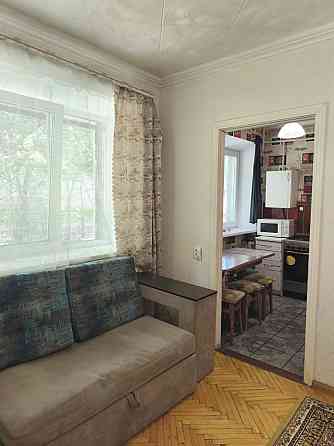 Продаж чудової 2-кім. квартири біля метро Дорогожичі! Київ