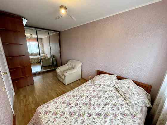 продаж 2к квартири Гарний ремонт і меблі Воскресенка Дніпровський Київ