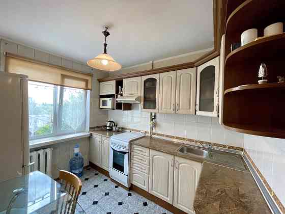 продаж 2к квартири Гарний ремонт і меблі Воскресенка Дніпровський Київ