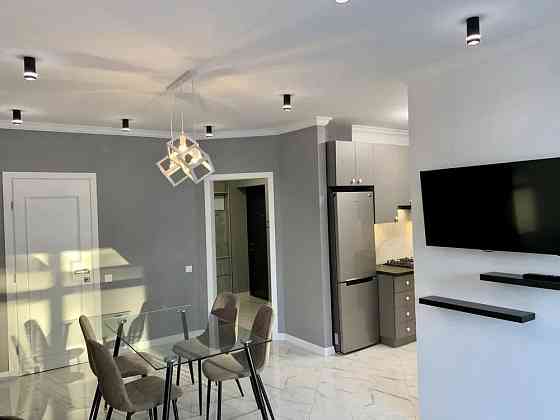 Оренда класної квартири з терасою в AVALON Чорновола Львов