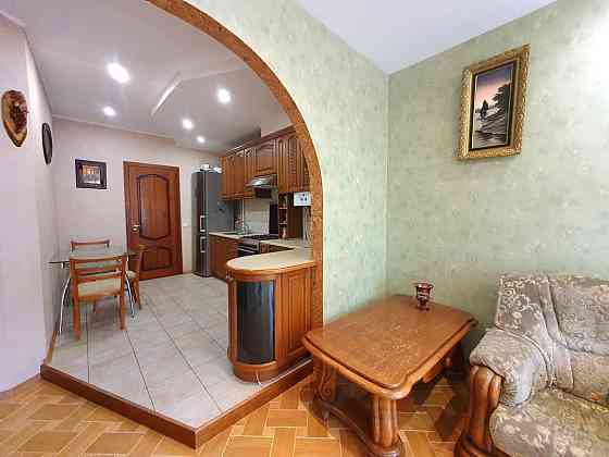 Сдам 3х к.кв Центр, метро Бекетова,  пл. Конституции, Харьков