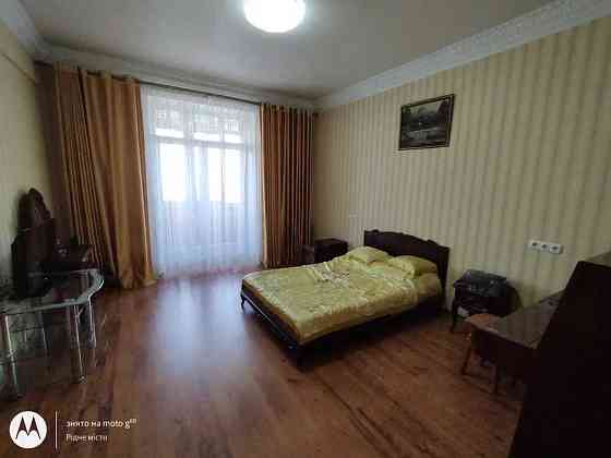 Аренда БОЛЬШОЙ 3х-комнатной квартиры. Проспект Соборный, Малый рынок Запоріжжя