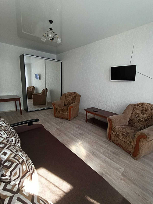 Сдам  (или продам)  1 ком квартиру  Покровском р-не  автон. отоплением Кривой Рог - изображение 1