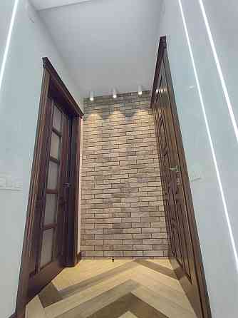 Велика  3-кімнатна квартира з дизайнерським ремонтом Кропивницкий