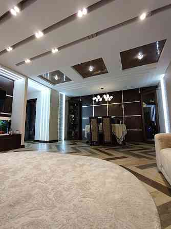 Велика  3-кімнатна квартира з дизайнерським ремонтом Кропивницкий