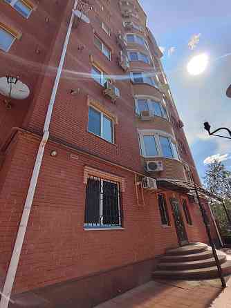 Велика  3-кімнатна квартира з дизайнерським ремонтом Кропивницкий