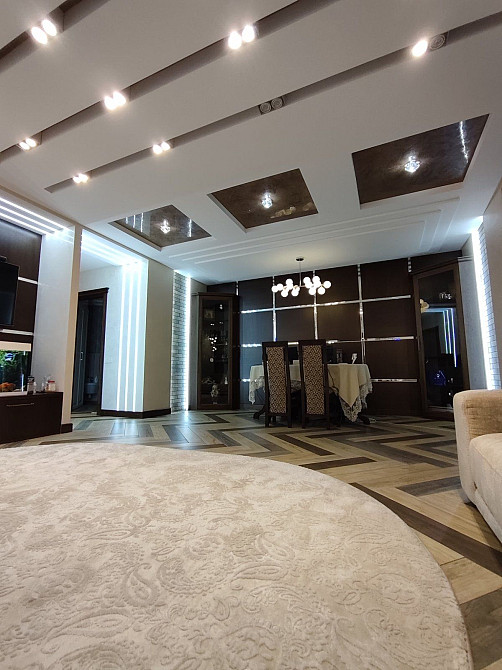 Велика  3-кімнатна квартира з дизайнерським ремонтом Кропивницький - зображення 1