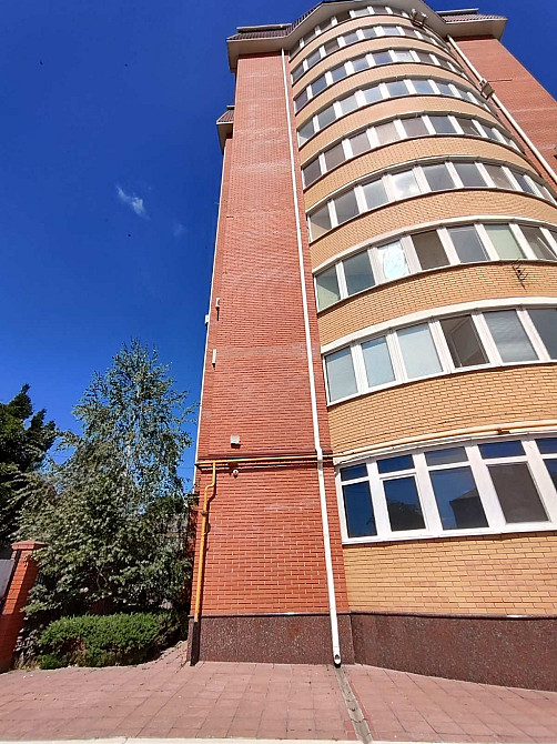 Велика  3-кімнатна квартира з дизайнерським ремонтом Кропивницький - зображення 3