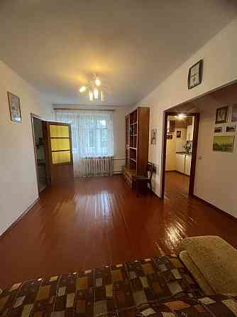 Продам 2 кімнатну квартиру в центрі міста Чернигов