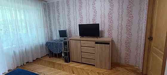 2 кімнатна в центрі Бучи. 2й поверх. Є балкон. Буча