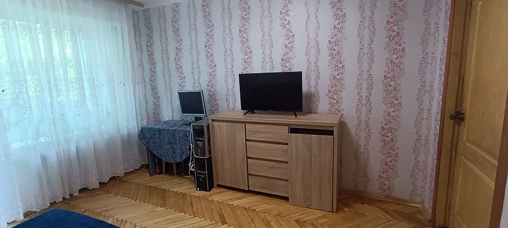 2 кімнатна в центрі Бучи. 2й поверх. Є балкон. Буча - изображение 3