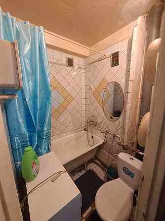 Продам 2 комнатную квартиру Кирова (Поля)д.135 Б Днепр