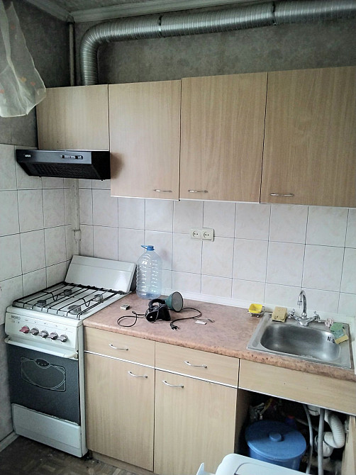 М.Холодная Гора, продам 1 комн,кварт.34м2, ул.Полтавский щлях 188/12 Харьков - изображение 1