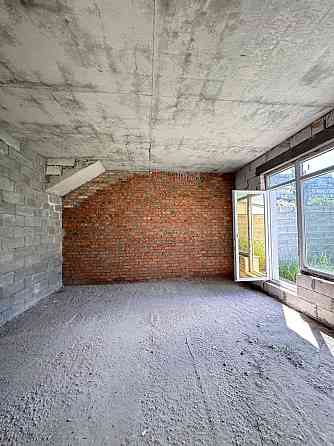 Простора квартира з власним двориком та окремим входом! Софиевская Борщаговка