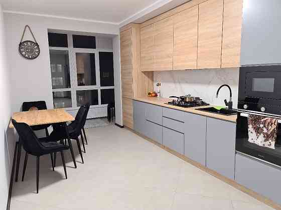 без комісіїВЛАСНИК,оренда,здам, містечко центральне2км,дворівнева, ви Ивано-Франковск