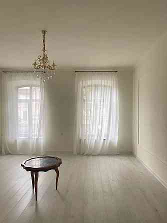 Аренда квартиры в самом центре Одессы , без комиссии , под коммерцию Одесса