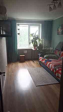 2 кім.,біля метро,без% Киев