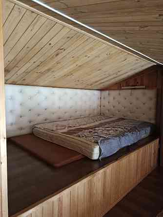 Здам однокімнатну двох'ярусну квартиру людям з машиною Бровары