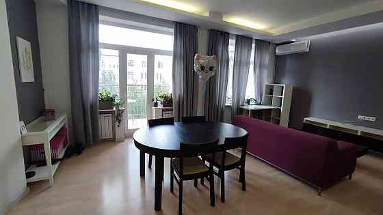 Квартира на вул. Володимирська 71 біля ботанічного саду Киев